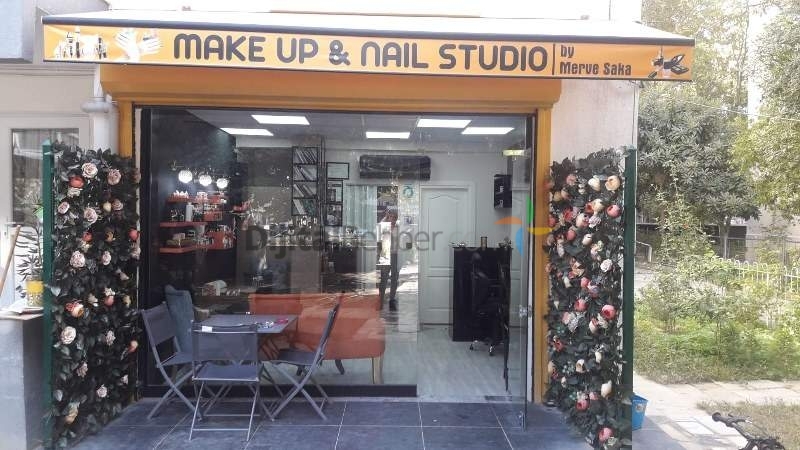 Gülay Merve Saka Makyaj ve Tırnak Stüdyosu Bayraklı İzmir
