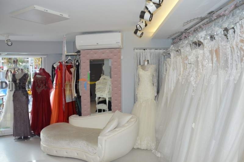 AYLA ÖLÇER GELİNLİK DAMATLIK ALSANCAK