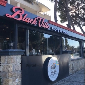 BLACK VİLLE CAFE