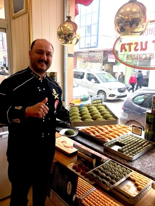 ÜMİT USTA BAKLAVA ÇİĞ KÖFTE KEŞAN